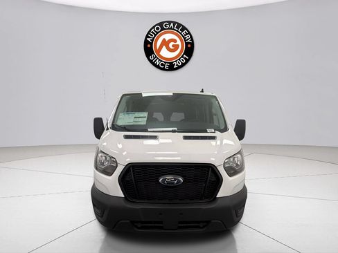Used 2024 Ford Transit 150 Low Roof RWD image 3
