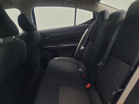 Used 2020 Nissan Versa SV image 18