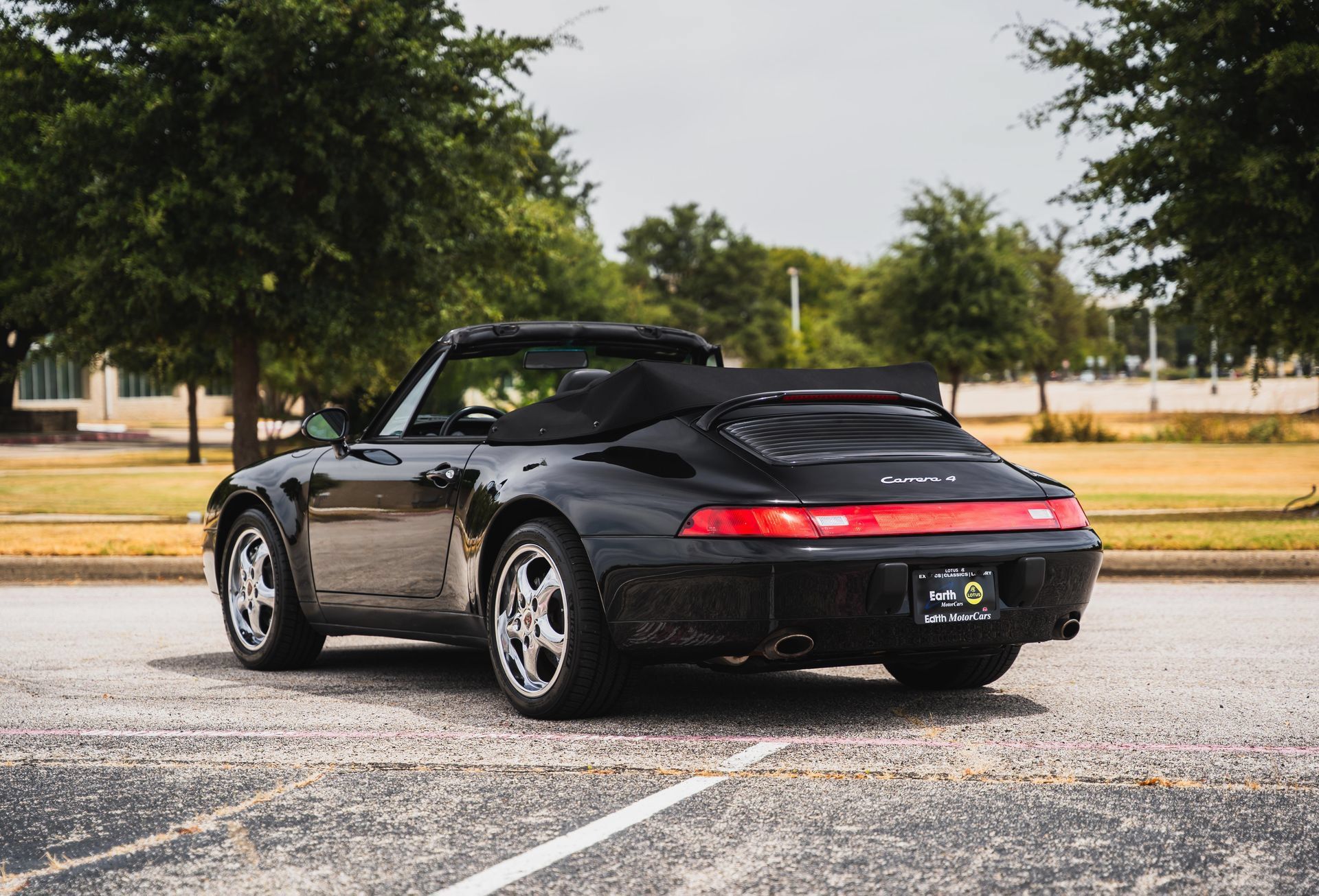 Used 1995 Porsche 911 Carrera RWD image 6