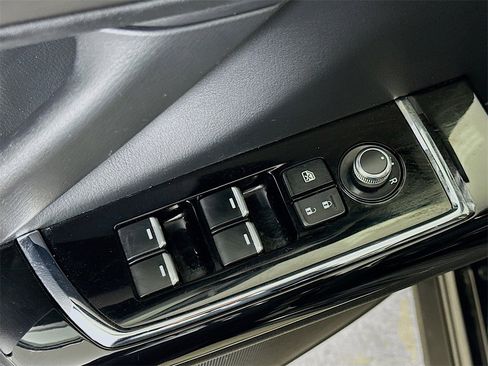 Used 2023 MAZDA CX-9 Touring image 21