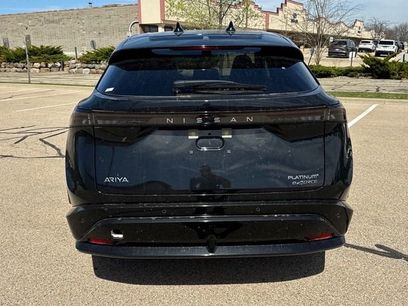 New 2025 Nissan Ariya Platinum