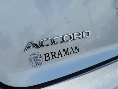 Certified 2024 Honda Accord LX image 5
