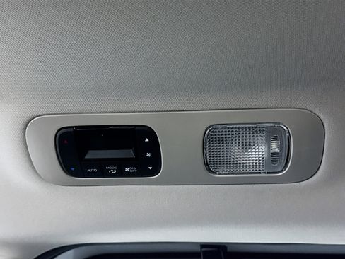 New 2026 Honda Odyssey Touring image 27
