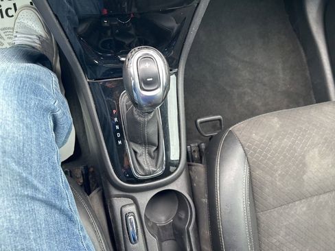 Used 2018 Buick Encore Preferred AWD/4WD image 24
