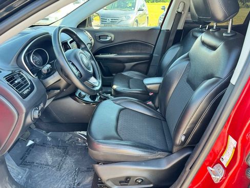 Used 2018 Jeep Compass Latitude w/ Popular Equipment Group AWD/4WD image 25