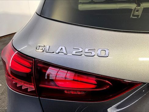 Certified 2026 Mercedes-Benz GLA 250 4MATIC image 33
