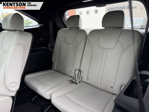 Used 2026 Kia Sorento SX Prestige AWD/4WD image 4