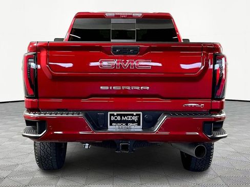 Used 2025 GMC Sierra 2500 AT4 w/ AT4 Premium Plus Package AWD/4WD image 5