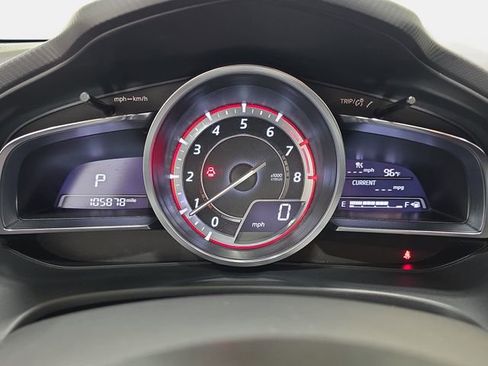 Used 2014 MAZDA MAZDA3 s Grand Touring w/ Technology Package FWD image 18