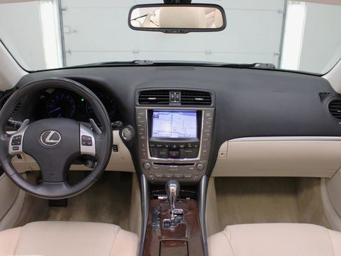 Used 2011 Lexus IS 250C image 55
