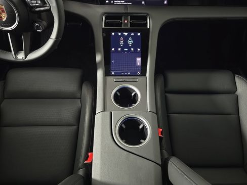 Certified 2025 Porsche Taycan AWD/4WD image 22