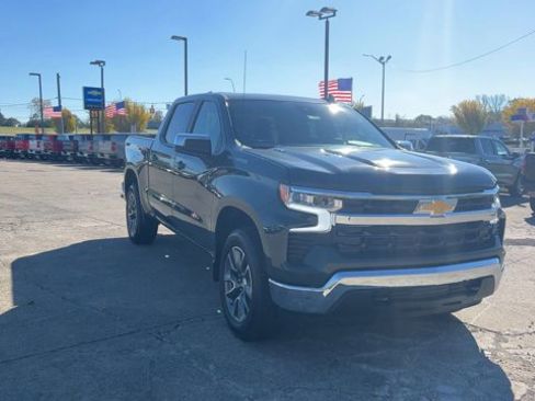New 2026 Chevrolet Silverado 1500 LT image 3