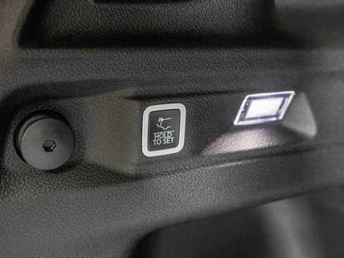 New 2025 Jeep Grand Cherokee L Altitude image 34