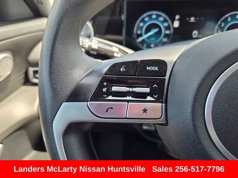 Used 2024 Hyundai Elantra SEL FWD image 26