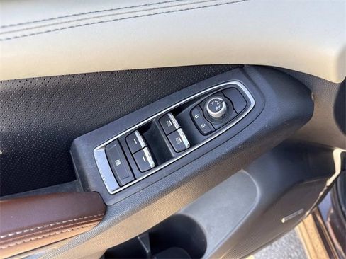 Used 2019 Subaru Ascent Touring image 11