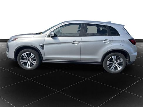 Used 2025 Mitsubishi Outlander Sport SE AWD/4WD image 2