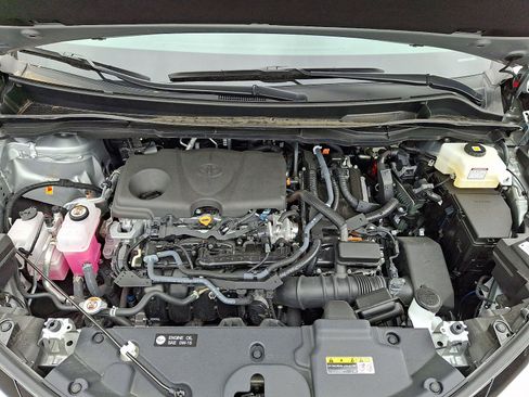 Used 2025 Toyota Sienna XSE FWD image 29