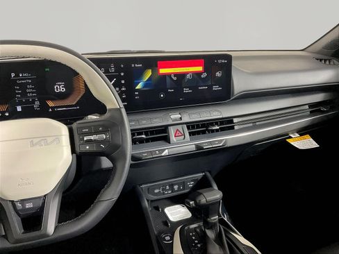 New 2026 Kia K4 GT-Line w/ GT-Line Sunroof Package FWD image 11