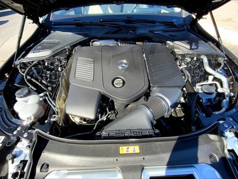 Used 2025 Mercedes-Benz E 350 Sedan image 17