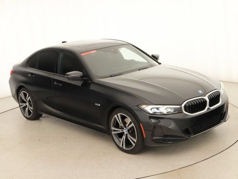 Used 2023 BMW 330e w/ Driving Assistance Package RWD image 38