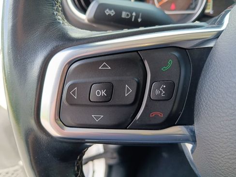 Used 2020 Jeep Wrangler Unlimited Sahara w/ Safety Group AWD/4WD image 16