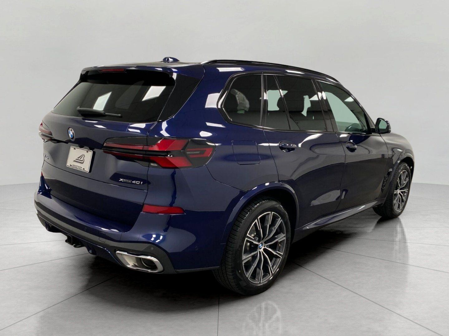 Used 2025 BMW X5 xDrive40i w/ Executive Package AWD/4WD image 5