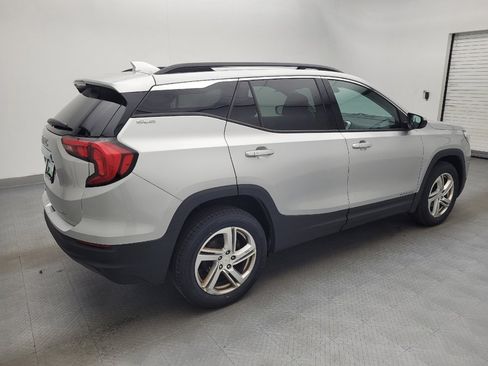 Used 2018 GMC Terrain SLE w/ Driver Convenience Package image 10