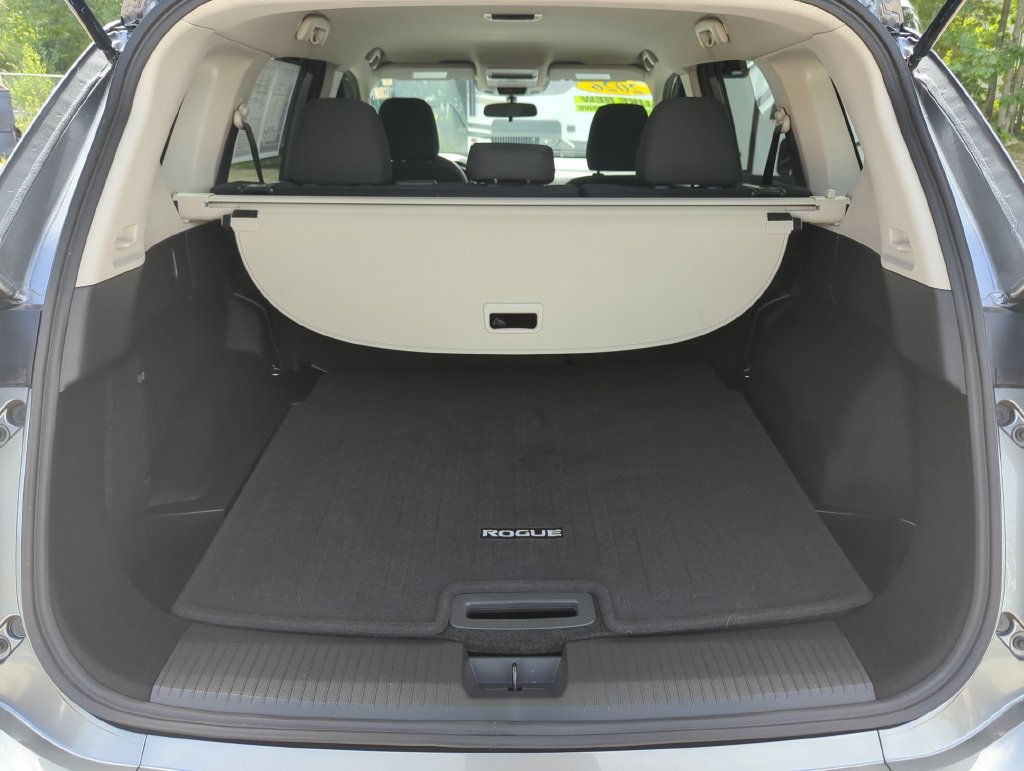 Used 2026 Nissan Rogue S AWD/4WD image 28