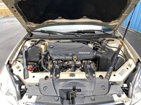 Used 2011 Chevrolet Impala LT image 6