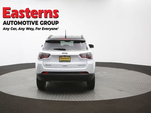 Used 2025 Jeep Compass Limited AWD/4WD image 38