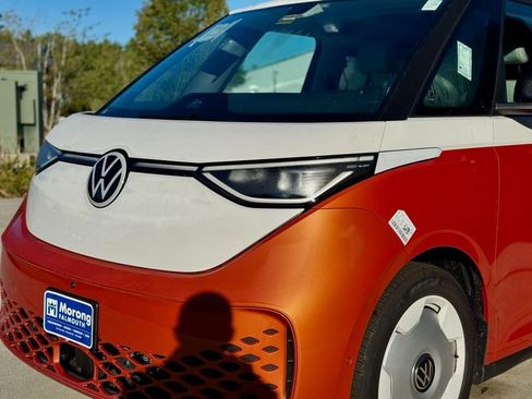 New 2025 Volkswagen ID. Buzz 1st Edition image 5