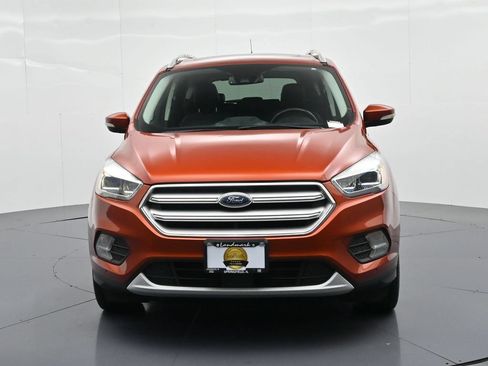 Used 2019 Ford Escape Titanium FWD image 3
