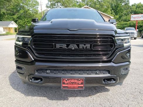 Used 2020 RAM 1500 Limited w/ Black Appearance Package AWD/4WD image 3