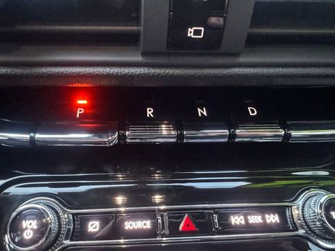 Certified 2022 Lincoln Corsair AWD w/ Equipment Group 101A image 19