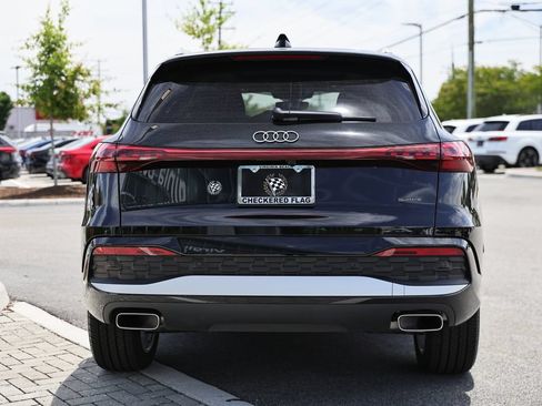 Used 2025 Audi Q5 Premium Plus w/ Premium Plus AWD/4WD image 10