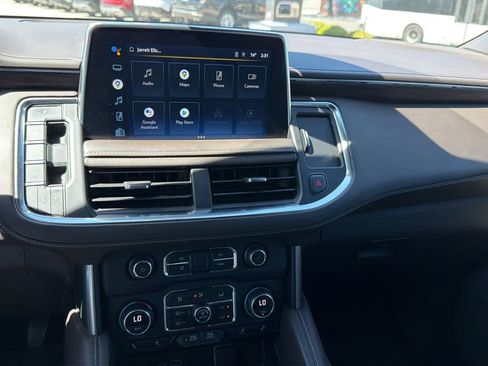 Used 2022 Chevrolet Tahoe Z71 w/ Luxury Package image 11