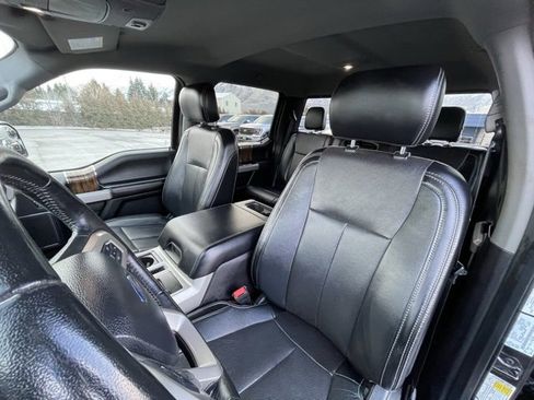 Used 2018 Ford F150 Lariat image 18