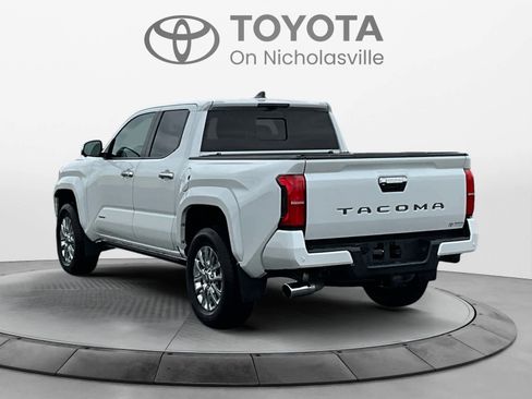 Used 2025 Toyota Tacoma Limited image 4