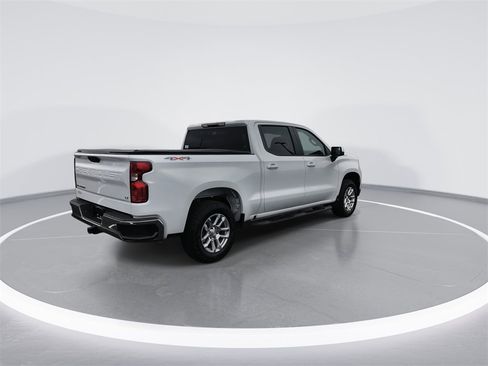 Used 2022 Chevrolet Silverado 1500 LT image 8