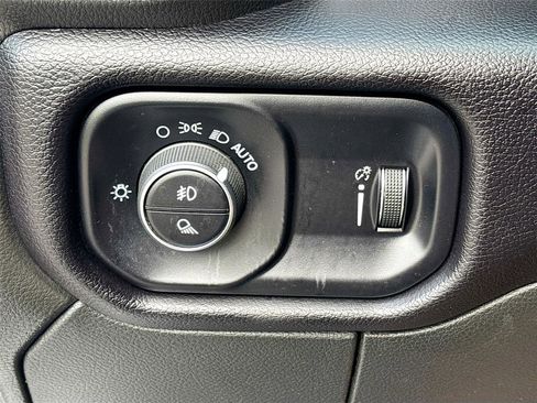 Used 2024 RAM 2500 Big Horn image 11