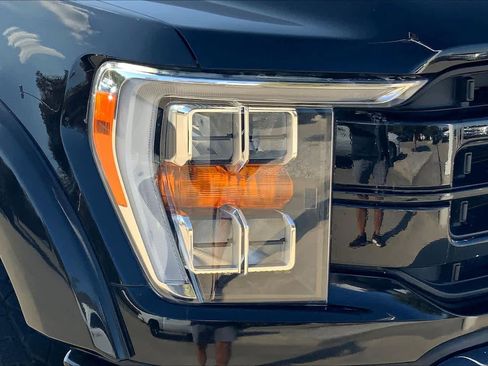 Used 2022 Ford F150 Lariat w/ FX4 Off-Road Package image 25