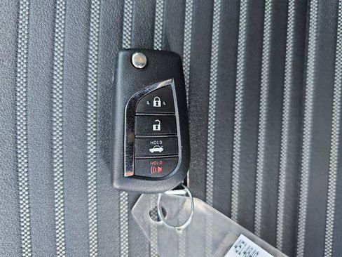 Used 2023 Toyota Camry SE image 36