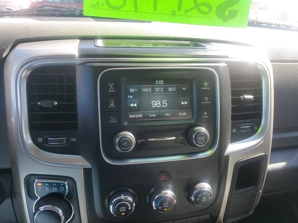 Used 2017 RAM 1500 Classic SLT AWD/4WD image 13