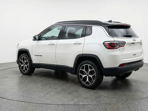 Used 2025 Jeep Compass Limited AWD/4WD image 6