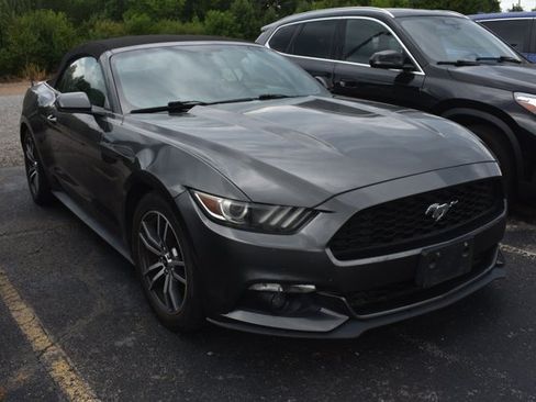 Used 2015 Ford Mustang Premium RWD image 3