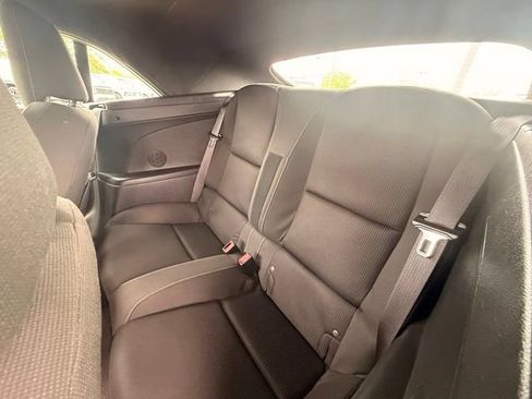 Used 2015 Chevrolet Camaro LT RWD image 18