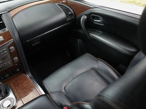 Used 2019 Nissan Armada Platinum w/ Captain's Chairs Package RWD image 12