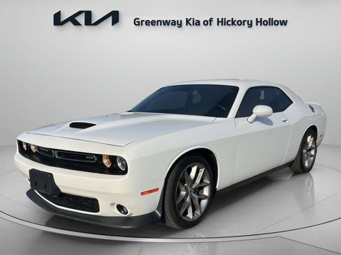 Used 2022 Dodge Challenger GT RWD image 3