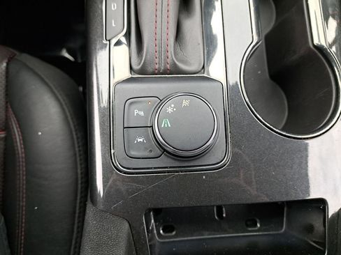 Used 2020 Chevrolet Blazer RS image 29