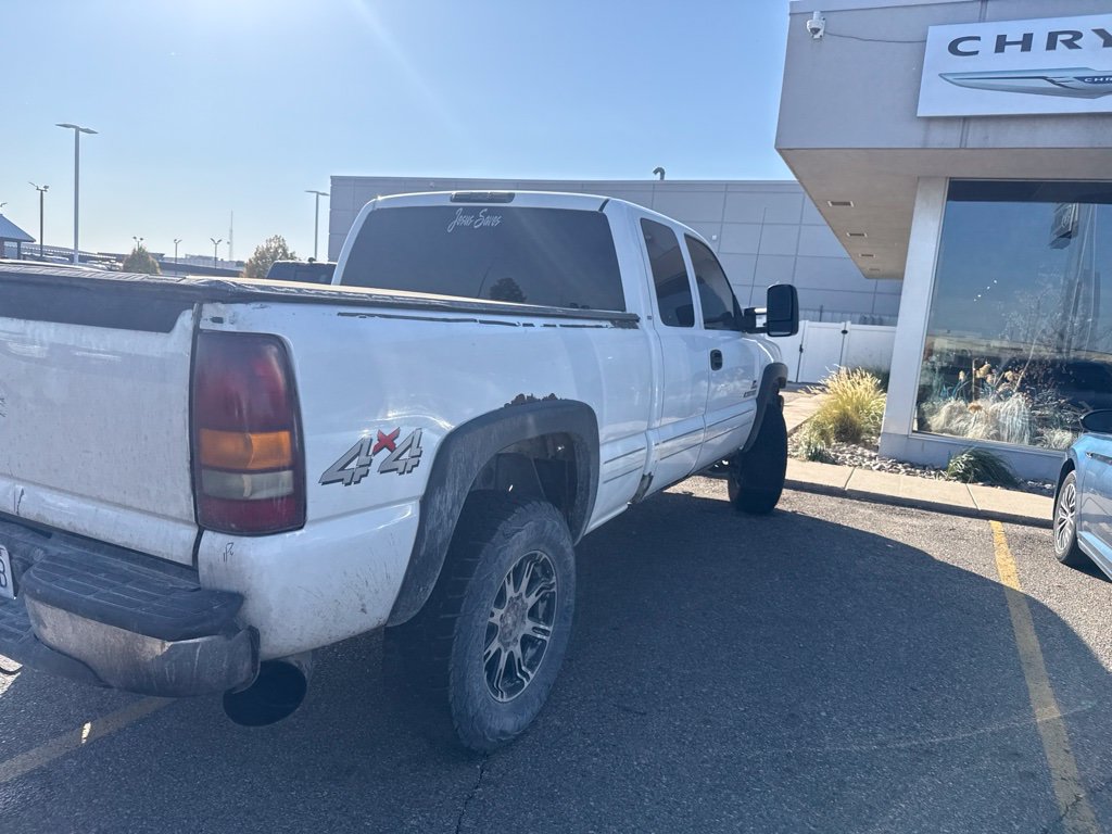 Used 2002 Chevrolet Silverado 2500 LS w/ Electrical Convenience Pkg AWD/4WD image 7